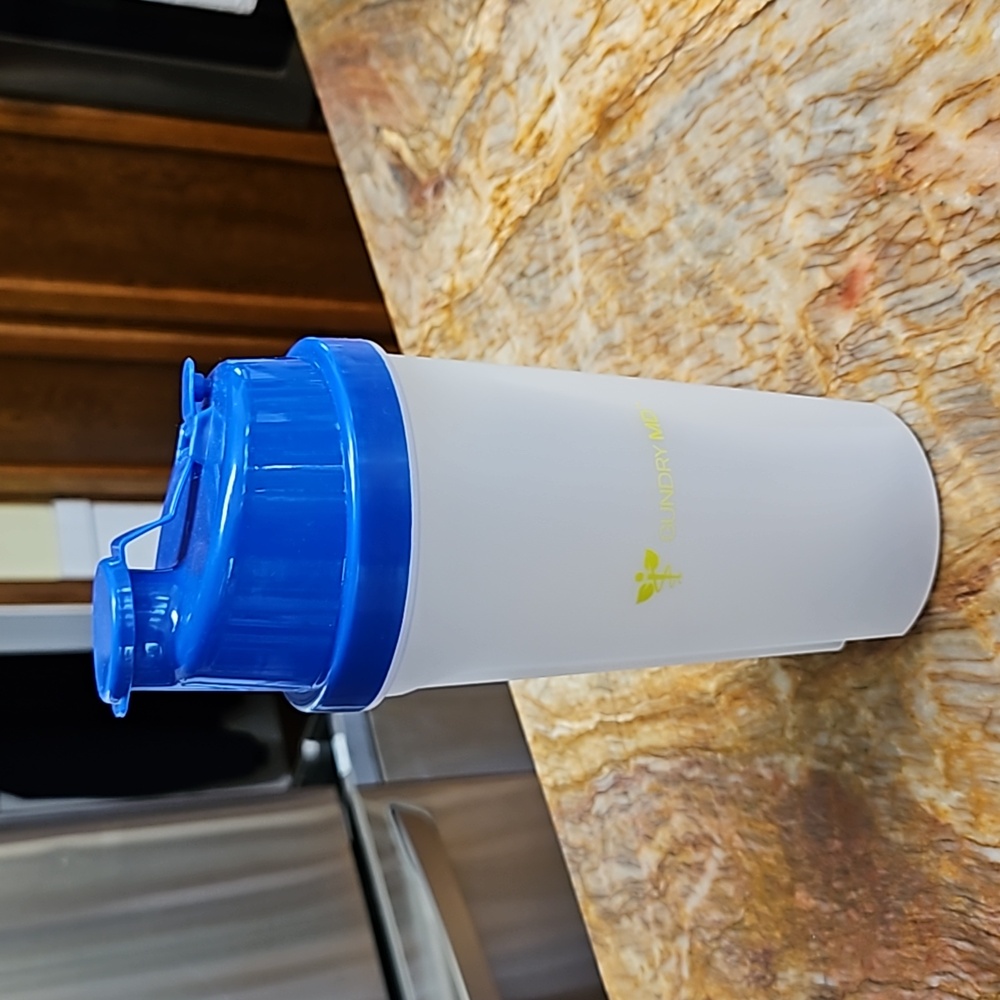 GUNDRY MD Shaker Bottle 24oz